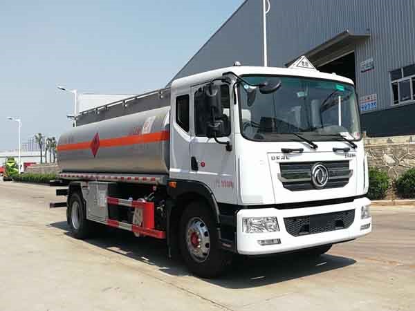 12.7方東風(fēng)D9油罐車(chē)