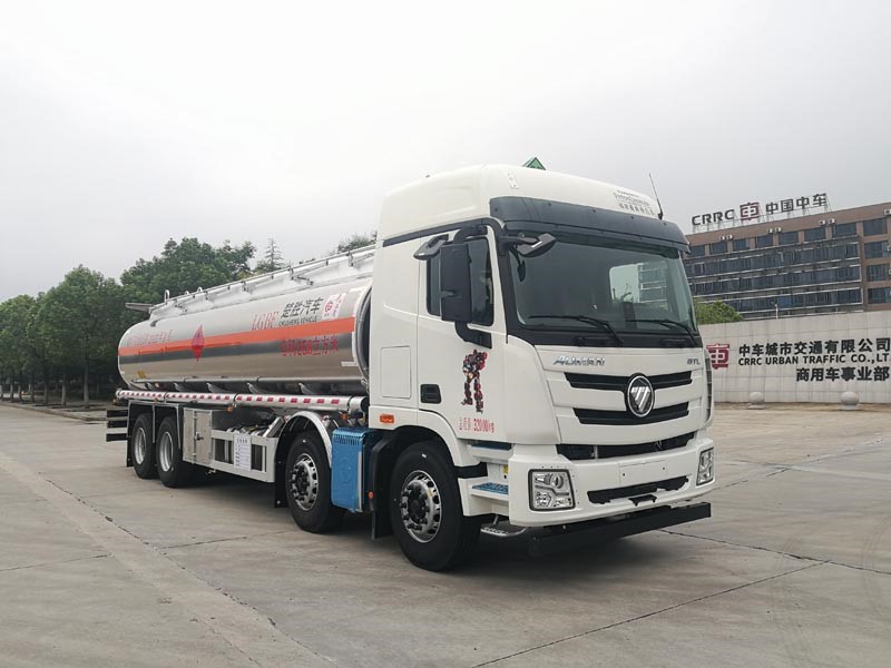 25.8方福田歐曼前四后八鋁合金運(yùn)油車