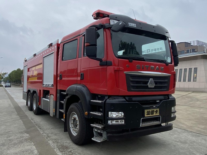 CSC5280GXFPM120/S6型泡沫消防車