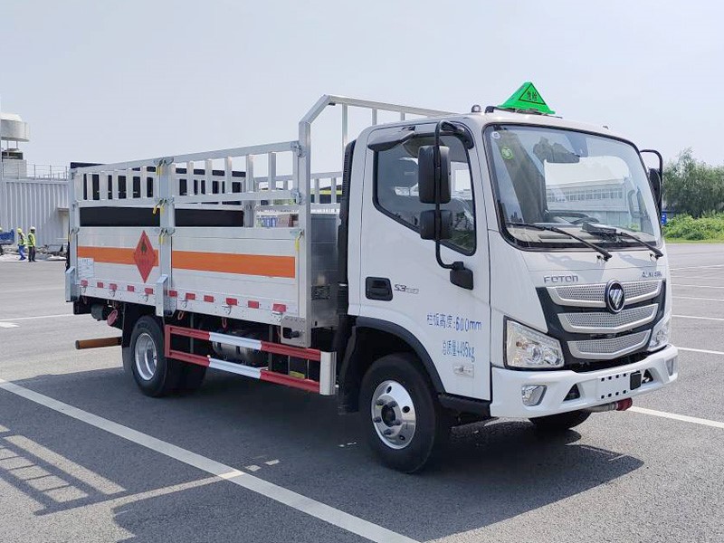 CSC5045TQPB6L型氣瓶運(yùn)輸車