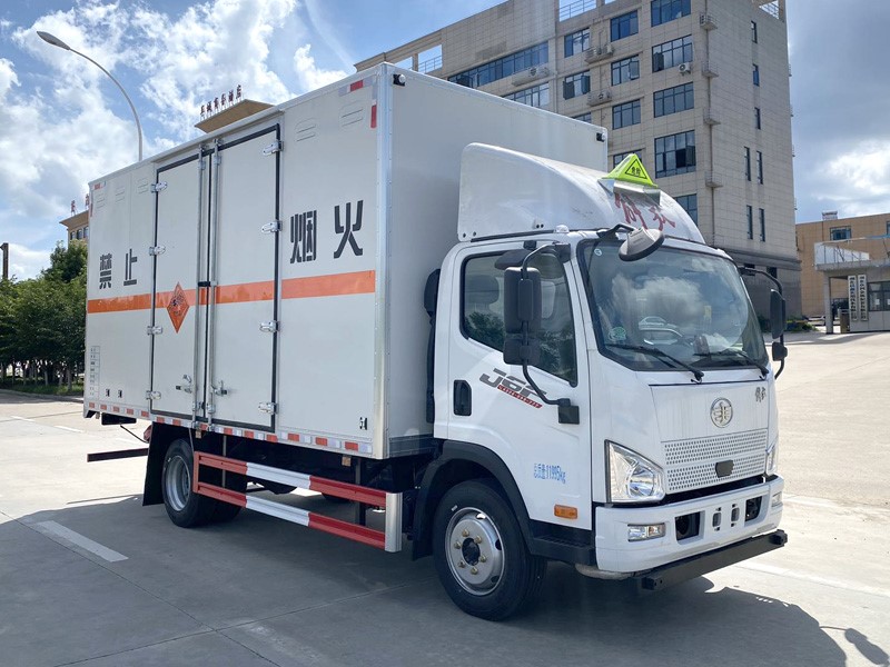 CSC5120XQYCA6型爆破器材運(yùn)輸車