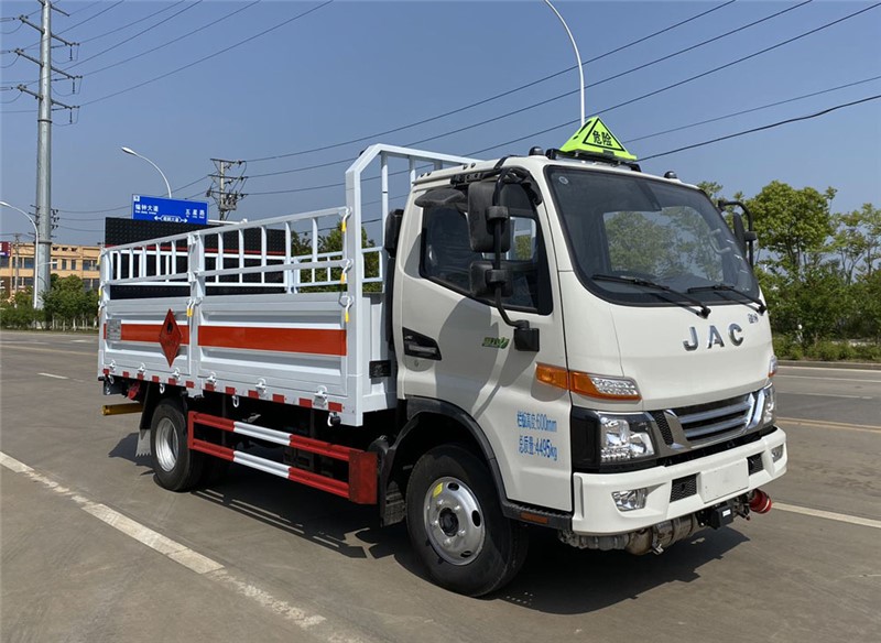 CSC5045TQPJH6型氣瓶運(yùn)輸車