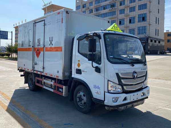 CSC5045XRYB6型易燃液體廂式運(yùn)輸車